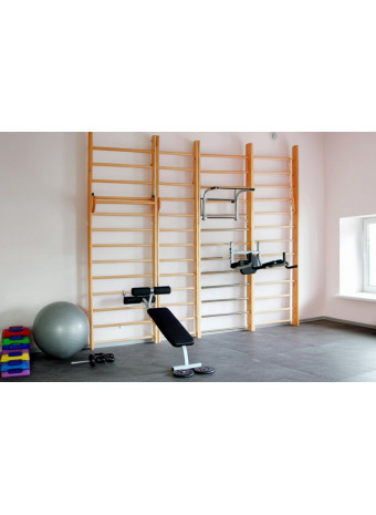 Шведская стенка - универсальный тренажер для всей семьи